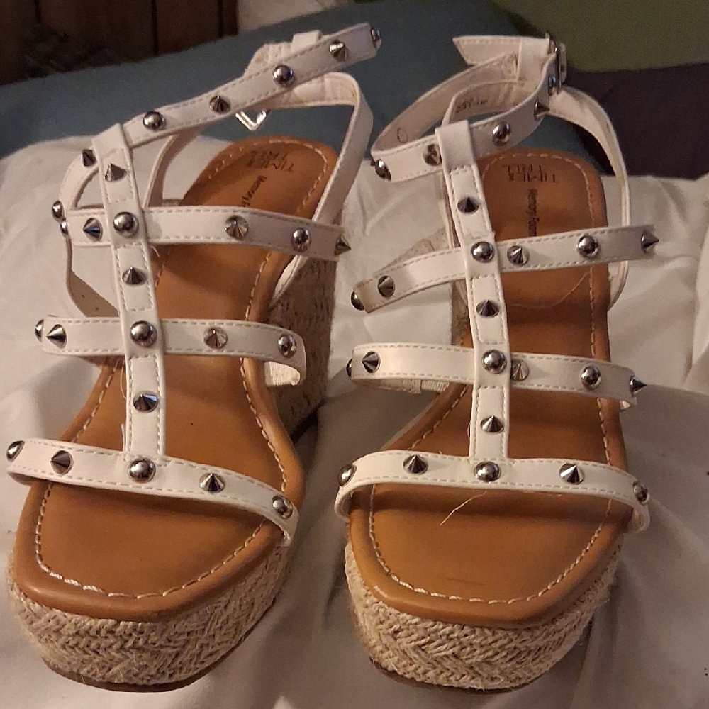 Time and Tru White Studded Wedges